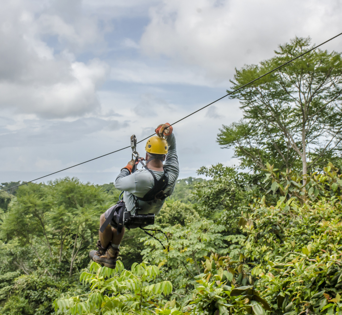 Experience the thrilling Zipline ride at Jollywood, the best outdoor recreation destination in Bengaluru